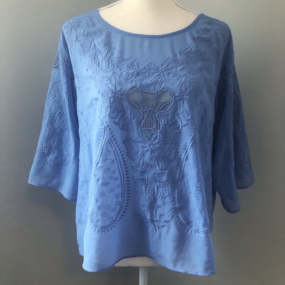 🌻 3 for $20 🌻 Aniina Laser cut / embroidered top